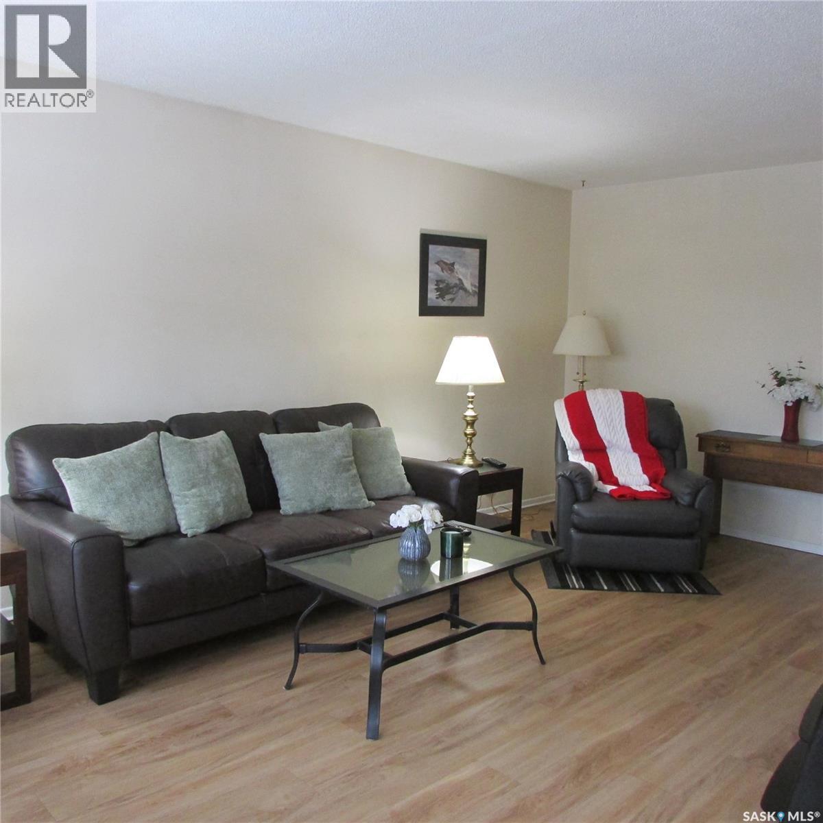 139 Smith Street N, Regina, Saskatchewan  S4R 3B3 - Photo 8 - SK028379
