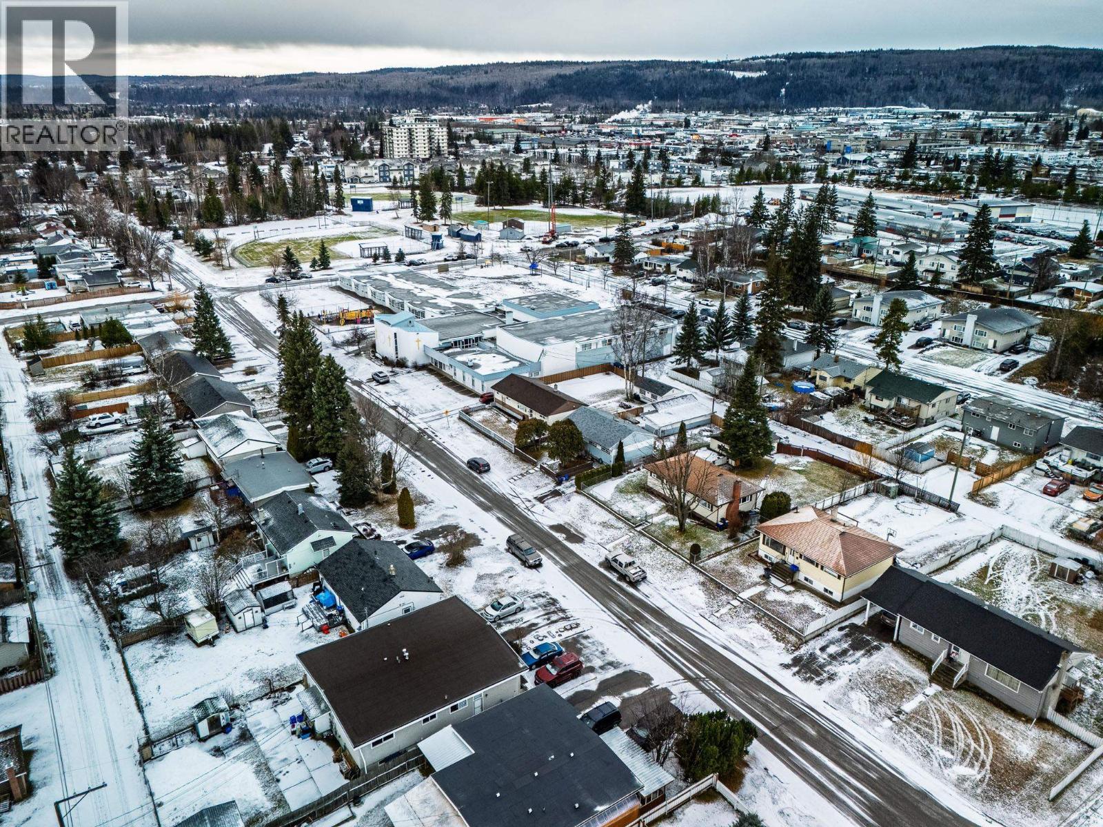 1055 Freeman Street, Prince George, British Columbia  V2M 2R6 - Photo 30 - R3089072