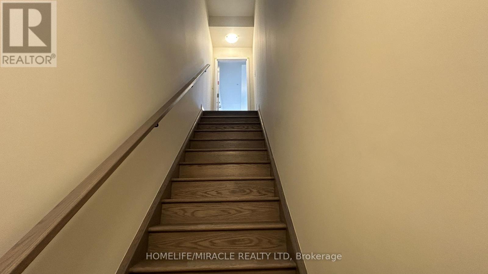 116 - 1585 Rose Way, Milton (Cb Cobban), Ontario  L9E 1N4 - Photo 3 - W12769960