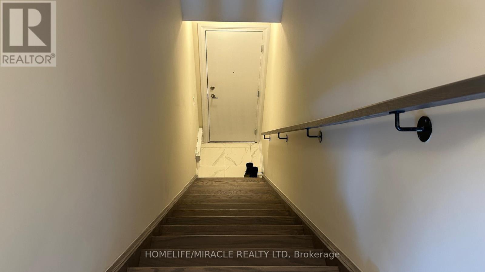 116 - 1585 Rose Way, Milton (Cb Cobban), Ontario  L9E 1N4 - Photo 4 - W12769960