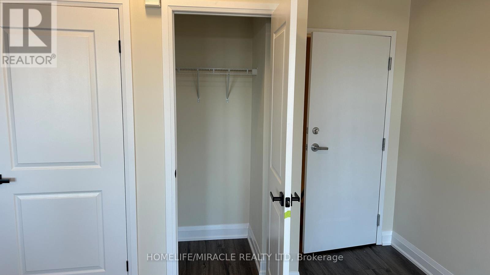 116 - 1585 Rose Way, Milton (Cb Cobban), Ontario  L9E 1N4 - Photo 6 - W12769960