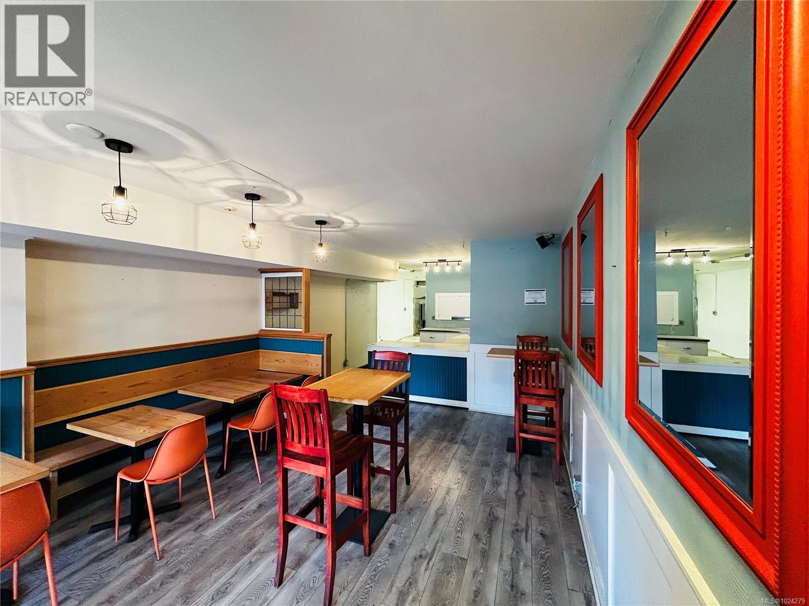 9 313 Cook St, Victoria, British Columbia  V8V 3X5 - Photo 5 - 1024279