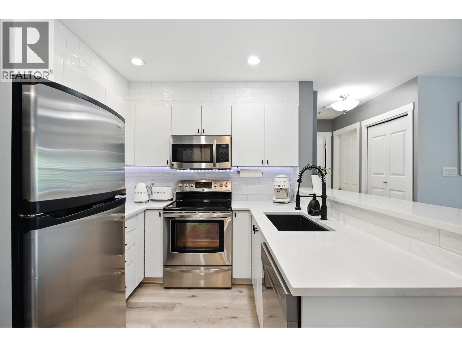 404 225 Newport Drive, Port Moody, British Columbia  V3H 5H1 - Photo 12 - R3089013