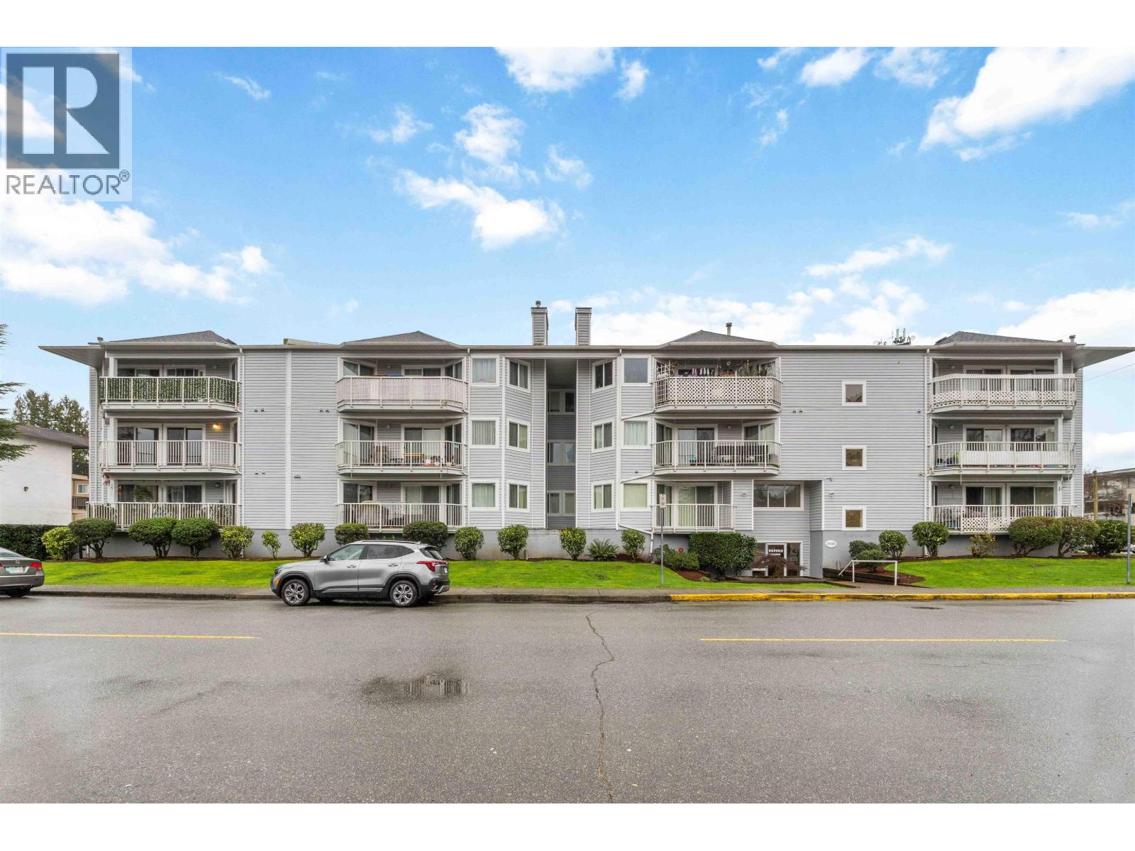 203 22222 119 AVENUE, Maple Ridge, British Columbia