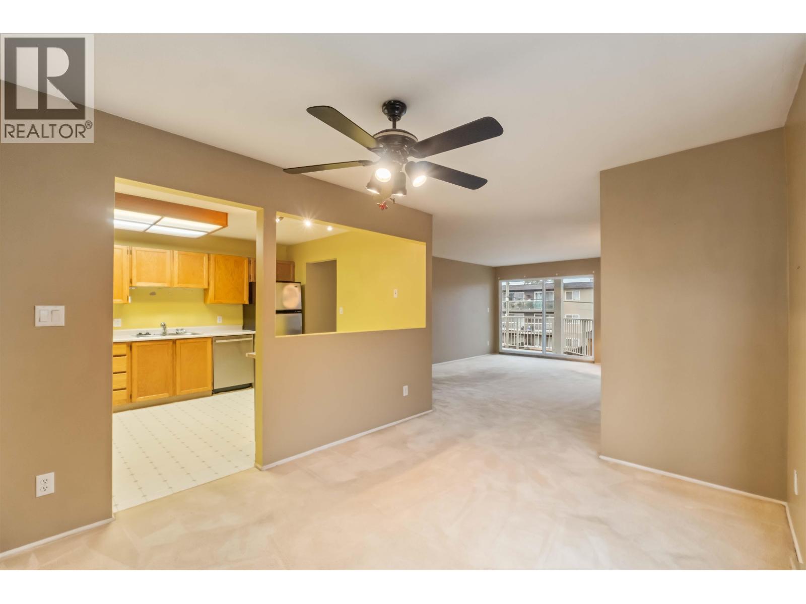 203 22222 119 Avenue, Maple Ridge, British Columbia  V2X 2Y9 - Photo 7 - R3089021