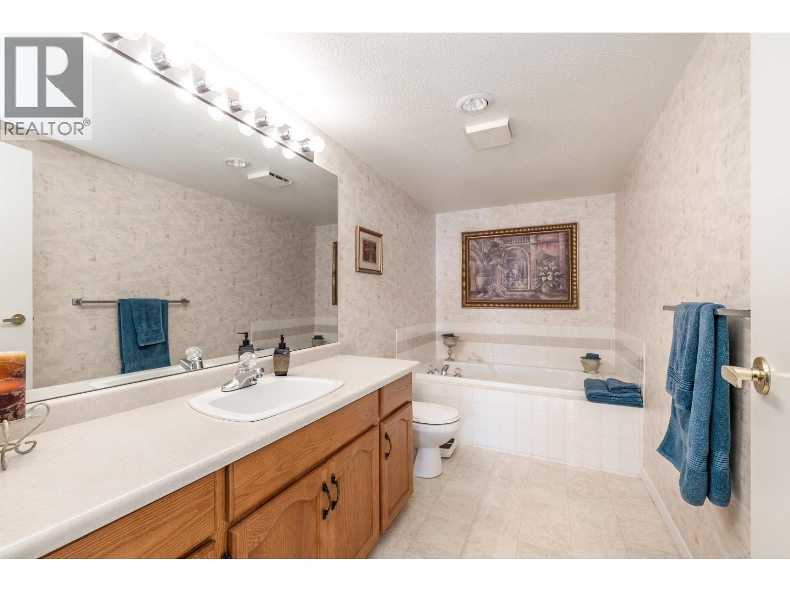 207 11601 227 Street, Maple Ridge, British Columbia  V2X 0J7 - Photo 14 - R3089025