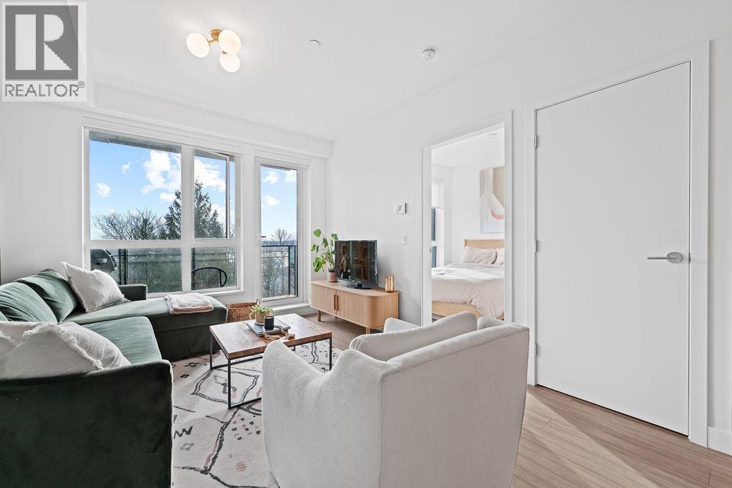 309 747 E 3rd Street, North Vancouver, British Columbia  V7L 1G8 - Photo 6 - R3089048