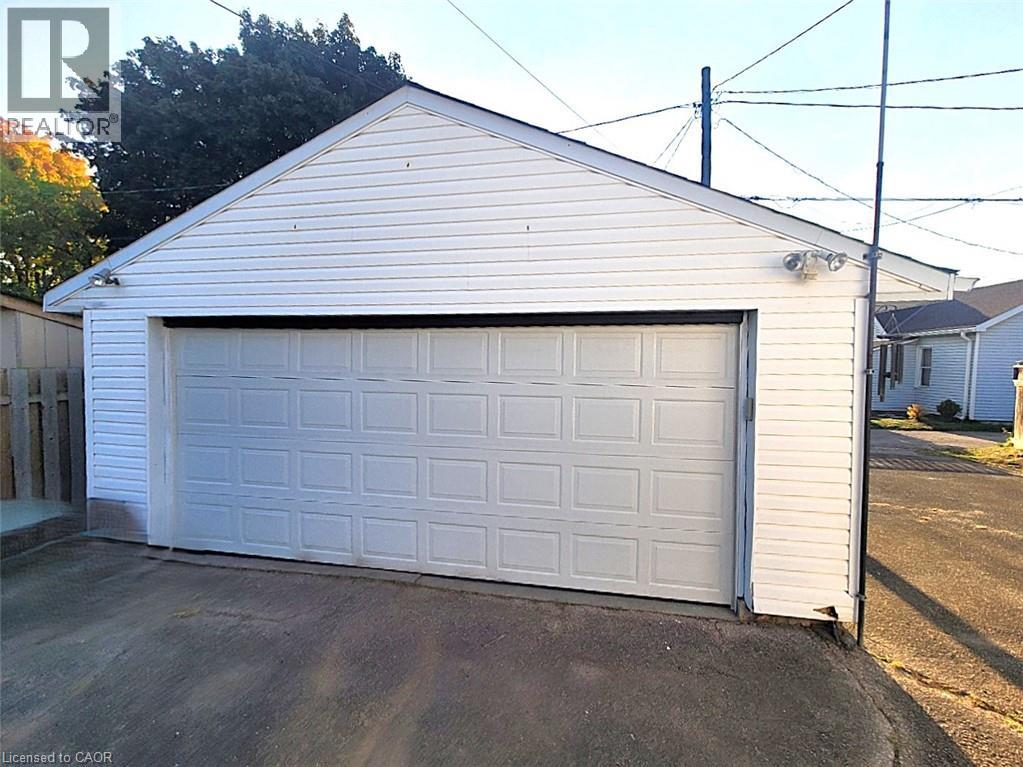 146 Whitley Street, Cambridge, Ontario  N3H 4K6 - Photo 3 - 40768359