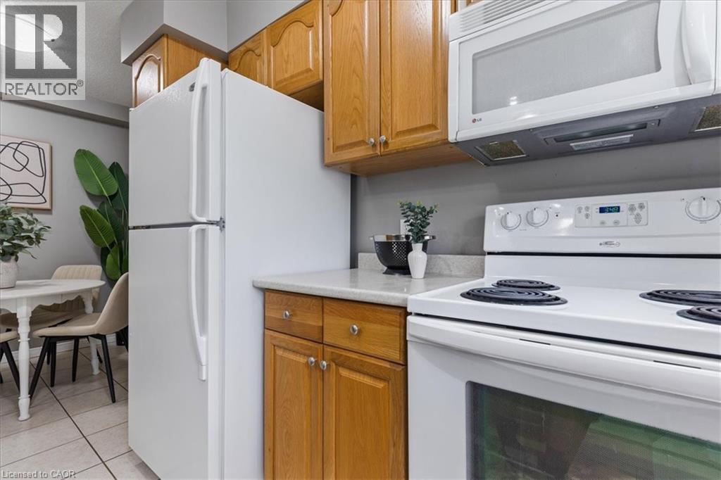 211 Veronica Drive Unit# 26, Kitchener, Ontario  N2A 2R8 - Photo 8 - 40804590