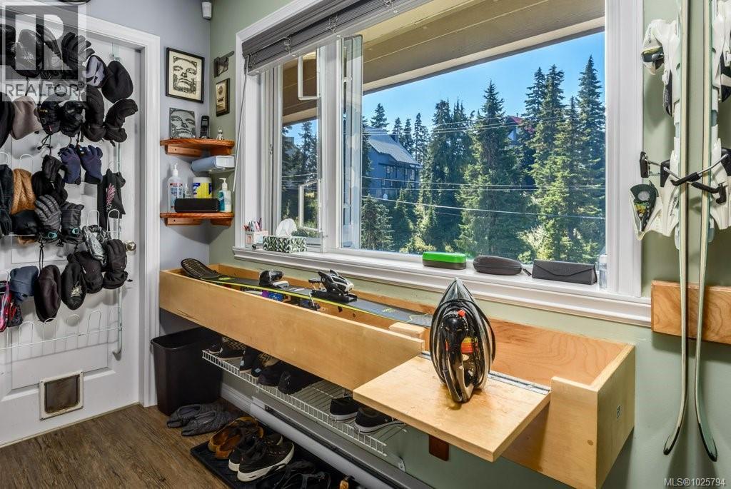 D 828 Washington Way, Courtenay, British Columbia  V9J 1L0 - Photo 35 - 1025794