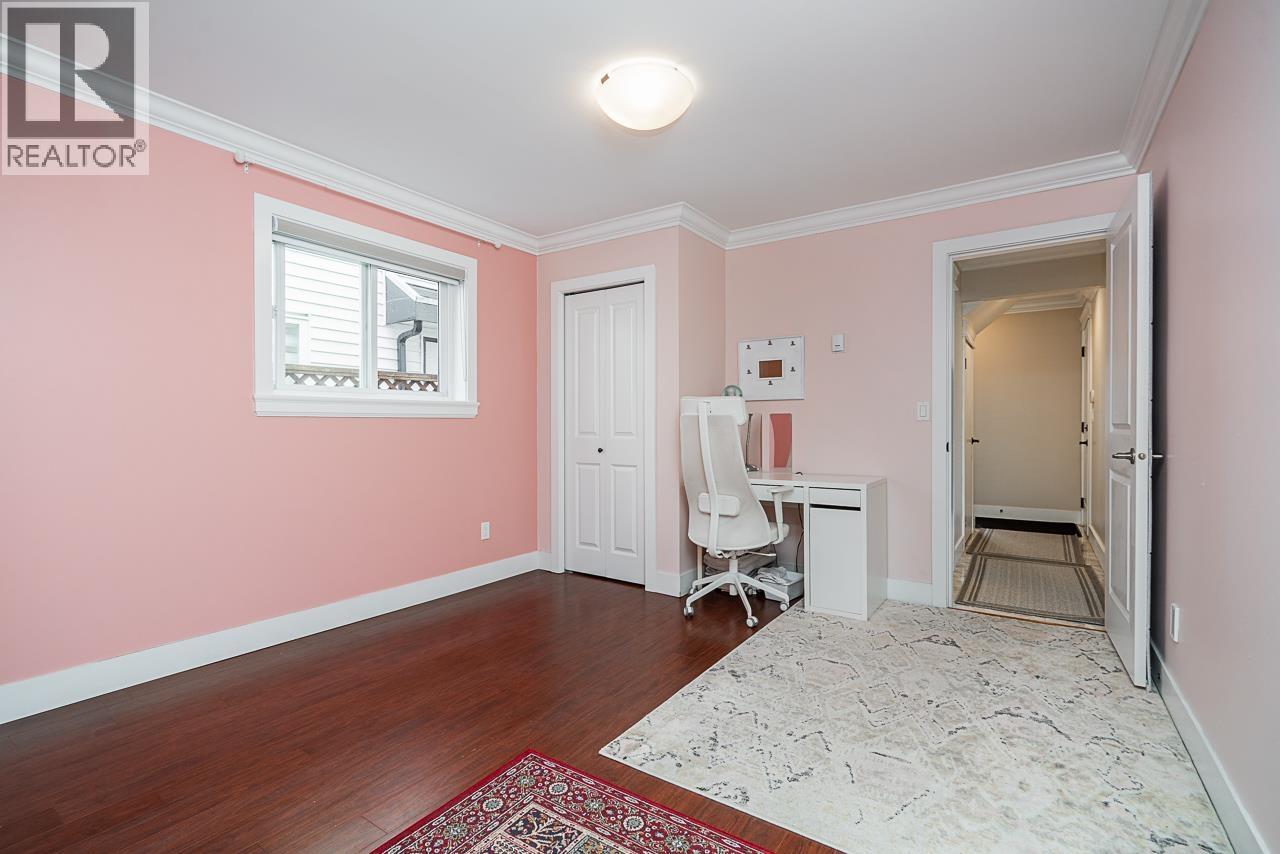 7568 19th Avenue, Burnaby, British Columbia  V3N 1E6 - Photo 31 - R3089064