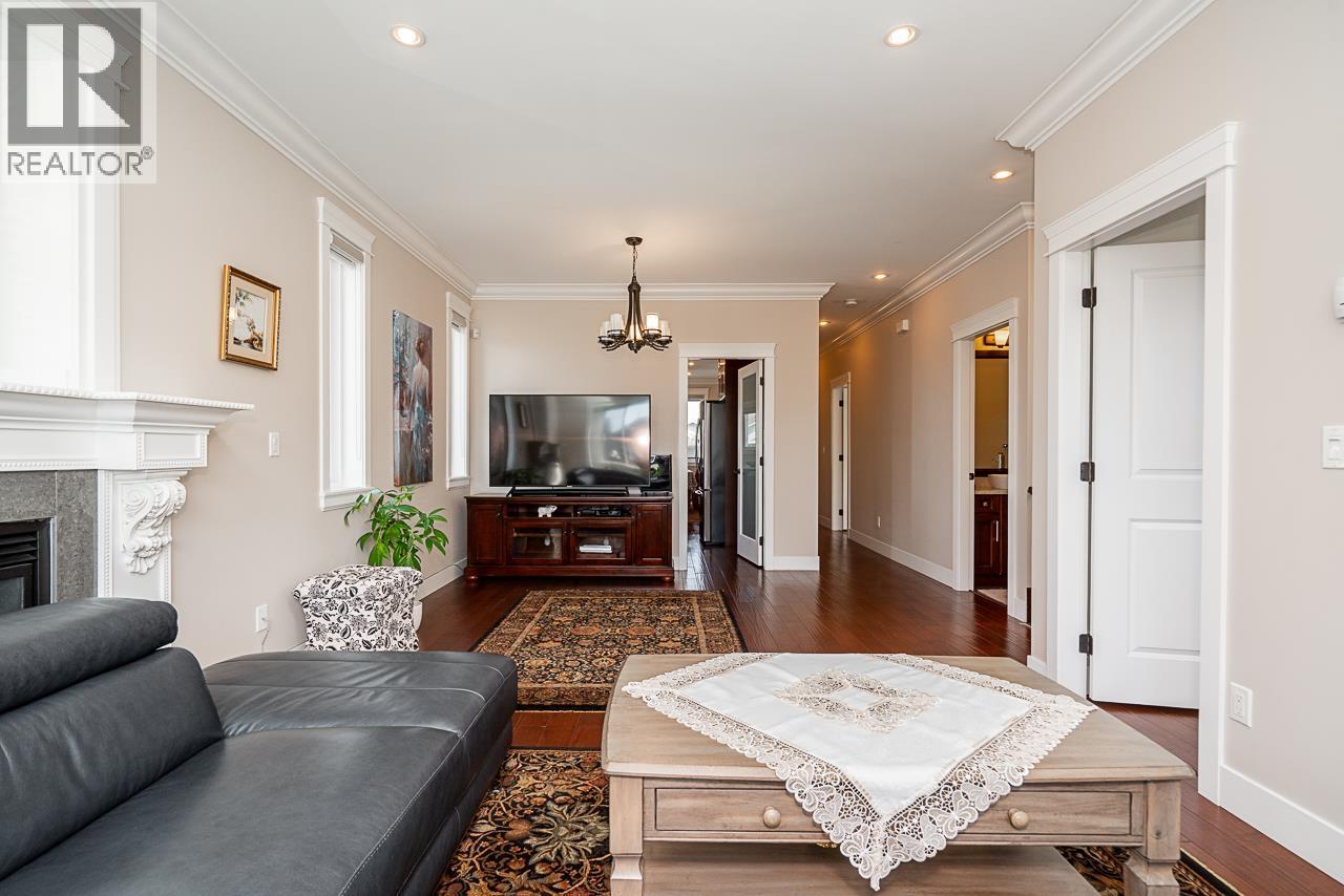 7568 19th Avenue, Burnaby, British Columbia  V3N 1E6 - Photo 6 - R3089064