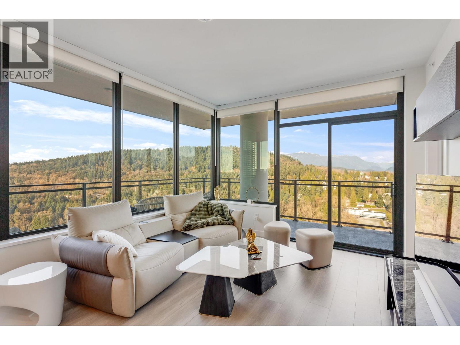 2605 626 Claremont Street, Coquitlam, British Columbia  V3J 0T1 - Photo 1 - R3089028