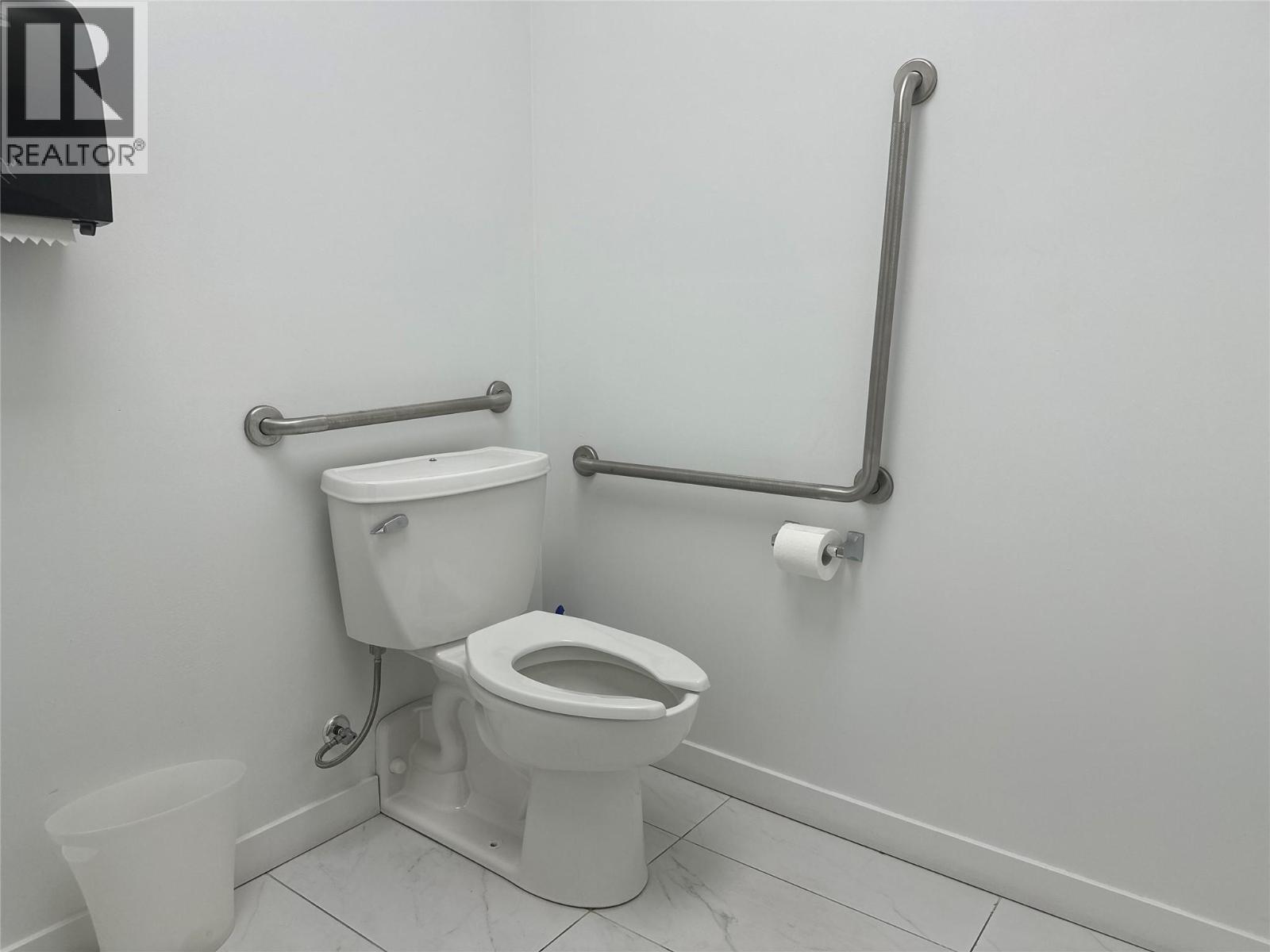 1925 Enterprise Way Unit# 105, Kelowna, British Columbia  V1Y 0J9 - Photo 25 - 10375557