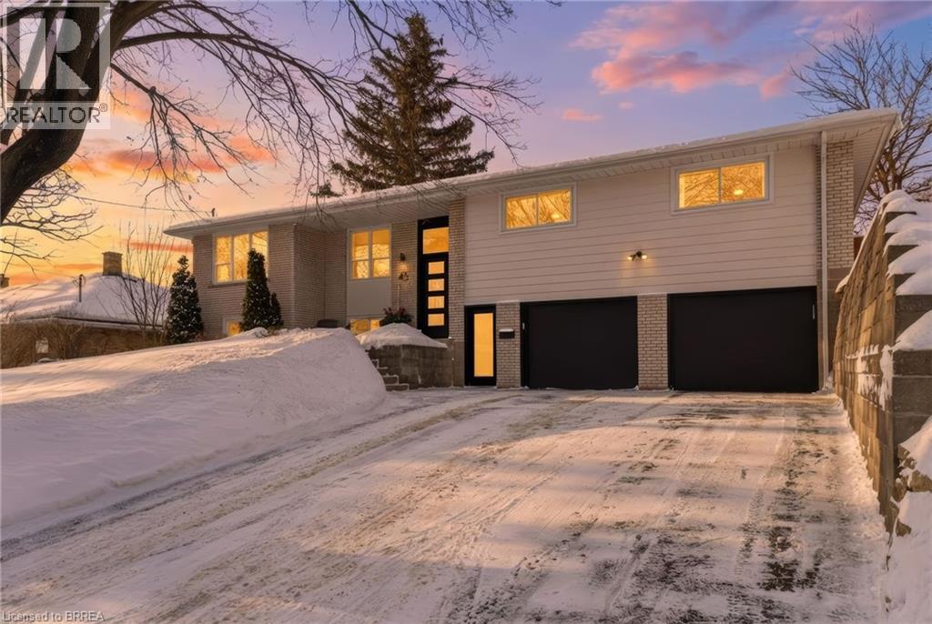 45 Parkside Drive, Brantford, Ontario  N3T 5G3 - Photo 2 - 40800823