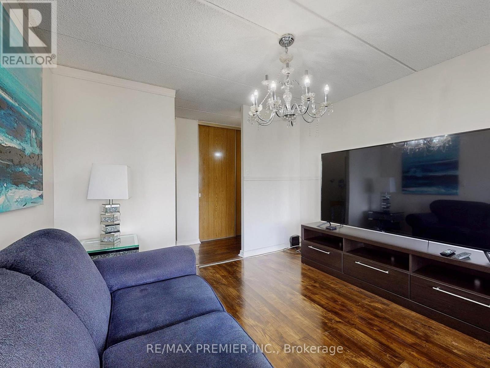 614 - 2 Glamorgan Avenue, Toronto, Ontario  M1P 2M8 - Photo 7 - E12780612