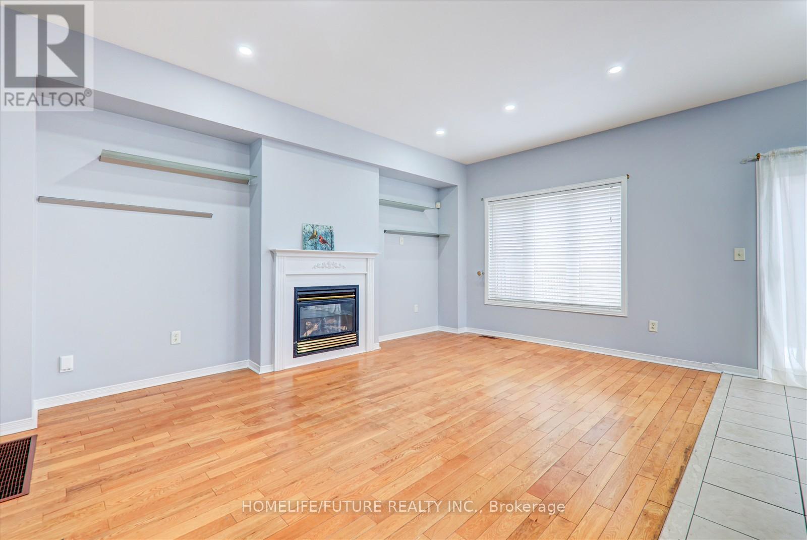 Main - 221 Hupfield Trail, Toronto, Ontario  M1B 4L8 - Photo 5 - E12780668