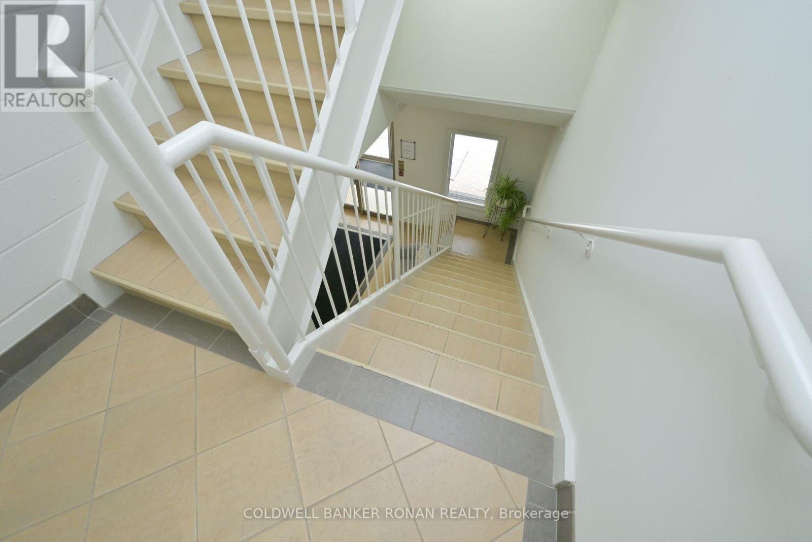 202 - 78 Sunset Boulevard, New Tecumseth, Ontario  L9R 2H5 - Photo 23 - N12780678