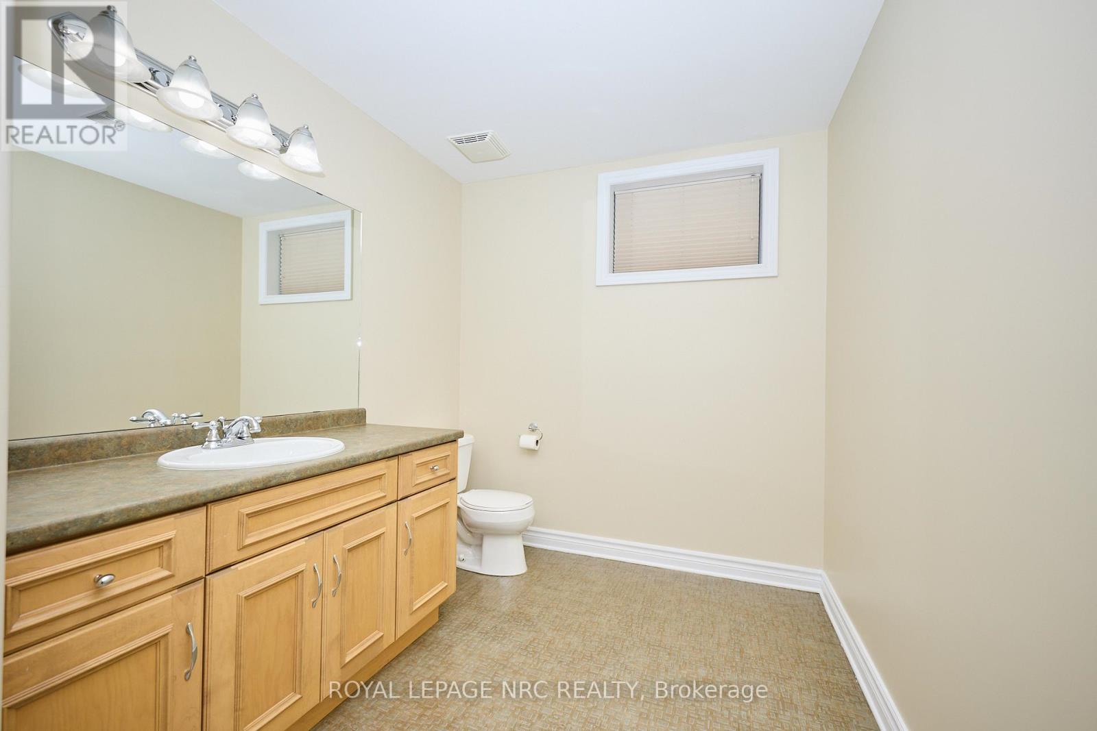 45 Timber Creek Crescent, Pelham, Ontario  L3E 0P3 - Photo 44 - X12779446