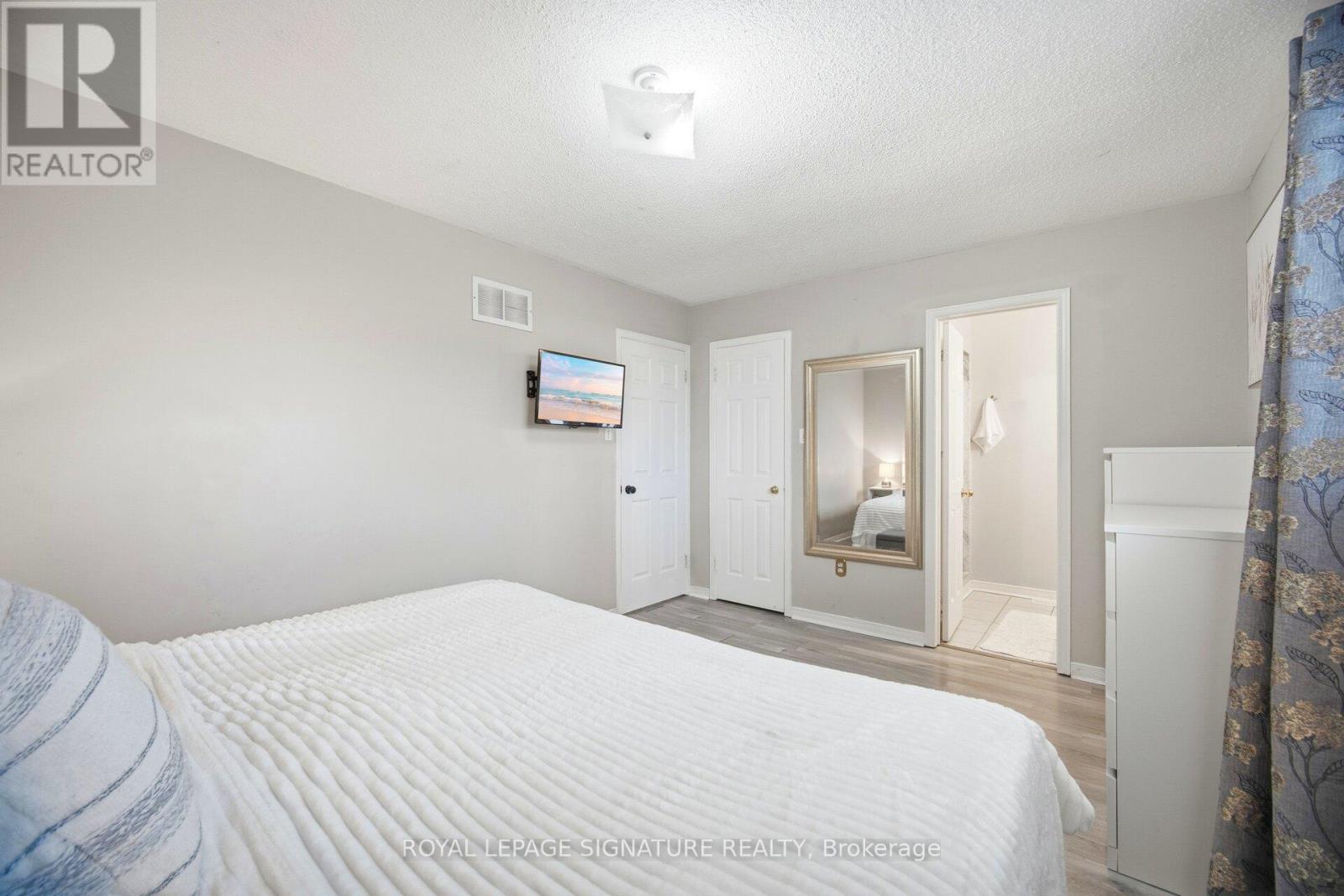 21 Palmolive Street, Brampton, Ontario  L6R 1P5 - Photo 22 - W12780606