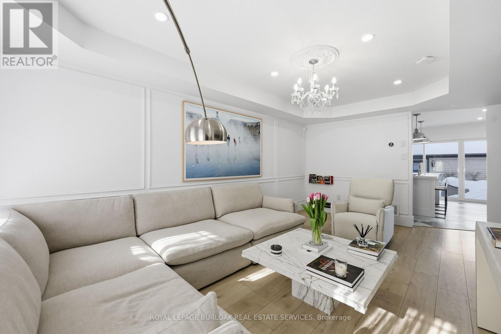 191 Gatwick Drive, Oakville, Ontario  L6H 6T6 - Photo 7 - W12780622