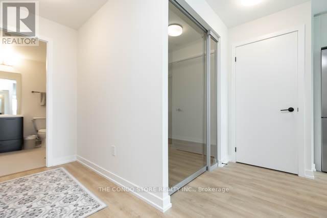 802 - 2300 St. Clair Avenue W, Toronto, Ontario  M6N 1K8 - Photo 13 - W12780660