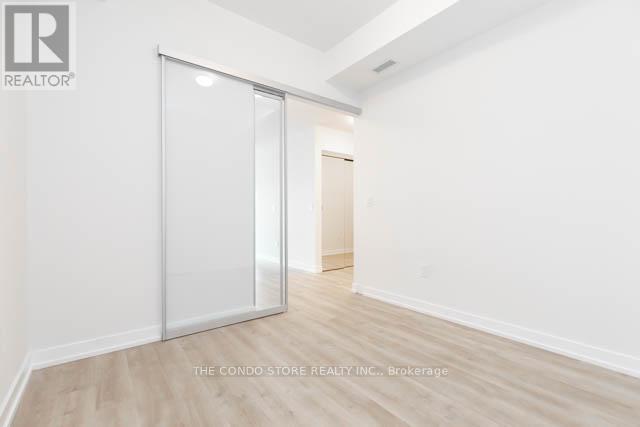 802 - 2300 St. Clair Avenue W, Toronto, Ontario  M6N 1K8 - Photo 14 - W12780660