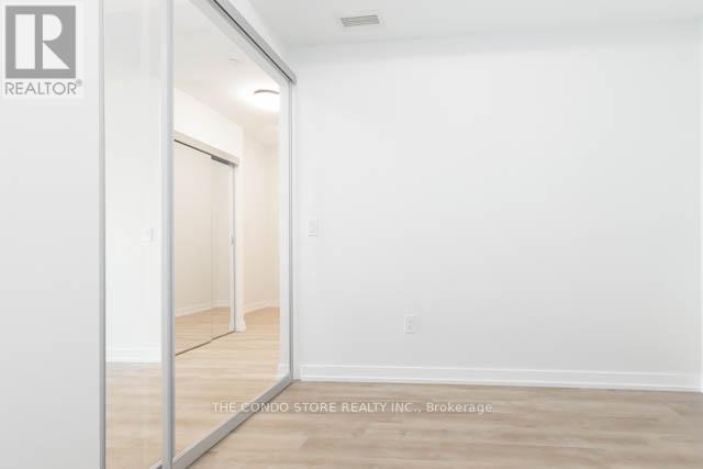 802 - 2300 St. Clair Avenue W, Toronto, Ontario  M6N 1K8 - Photo 18 - W12780660