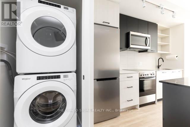 802 - 2300 St. Clair Avenue W, Toronto, Ontario  M6N 1K8 - Photo 24 - W12780660