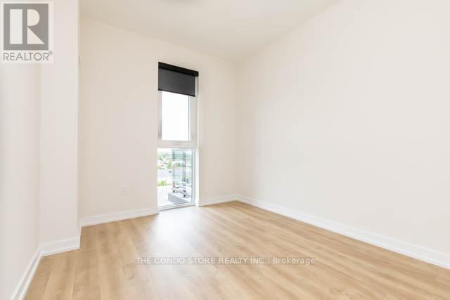 802 - 2300 St. Clair Avenue W, Toronto, Ontario  M6N 1K8 - Photo 8 - W12780660