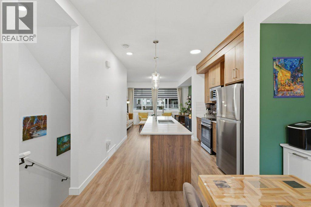 804, 33 Merganser Drive W, Chestermere, Alberta  T1X 2S3 - Photo 4 - A2284894