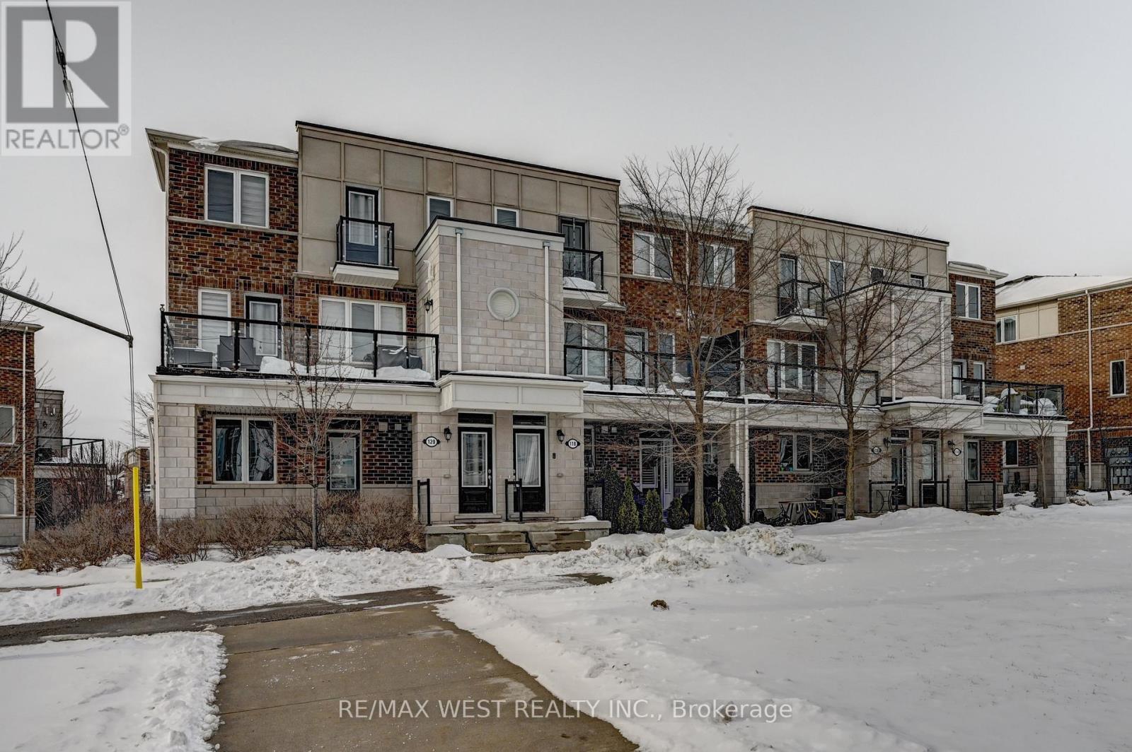 118 Daylily Lane, Kitchener, Ontario  N2R 0L7 - Photo 2 - X12780620