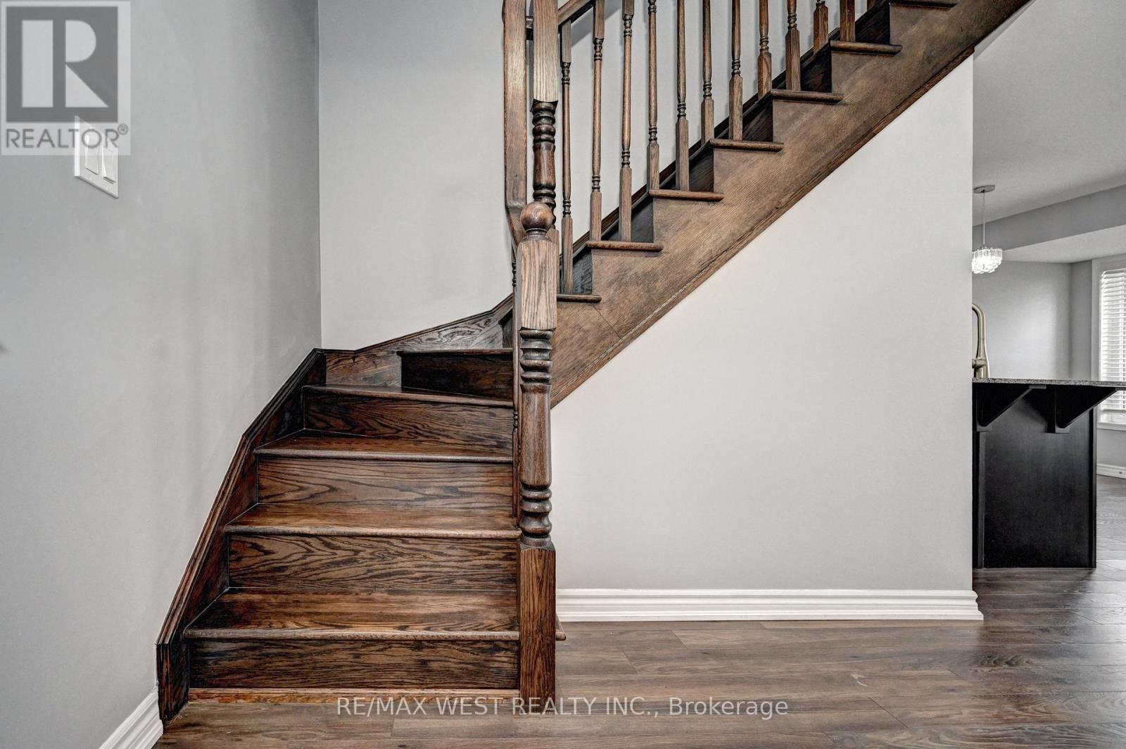 118 Daylily Lane, Kitchener, Ontario  N2R 0L7 - Photo 27 - X12780620