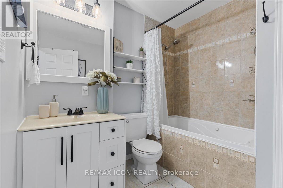 26 - 211 Veronica Drive, Kitchener, Ontario  N2A 2R8 - Photo 14 - X12780664