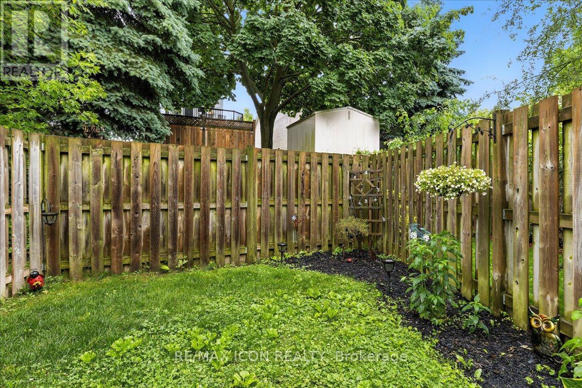 26 - 211 Veronica Drive, Kitchener, Ontario  N2A 2R8 - Photo 23 - X12780664