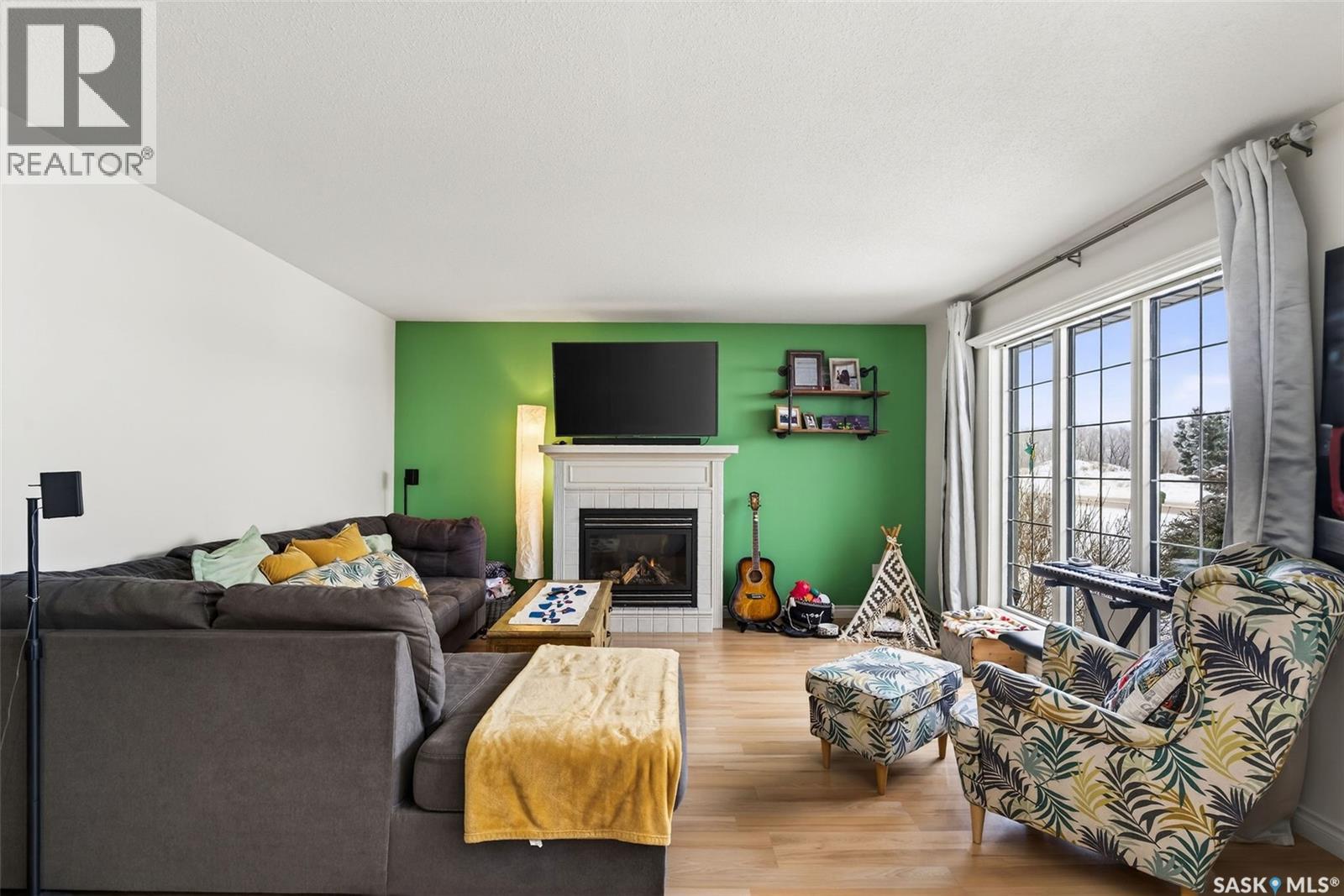 1720 Olive Diefenbaker Drive, Prince Albert, Saskatchewan  S6X 1B6 - Photo 2 - SK028295