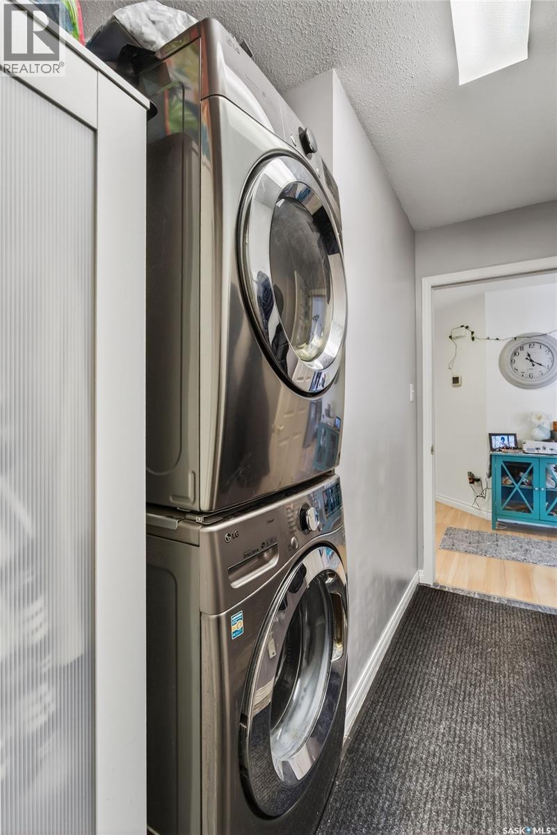 1720 Olive Diefenbaker Drive, Prince Albert, Saskatchewan  S6X 1B6 - Photo 31 - SK028295