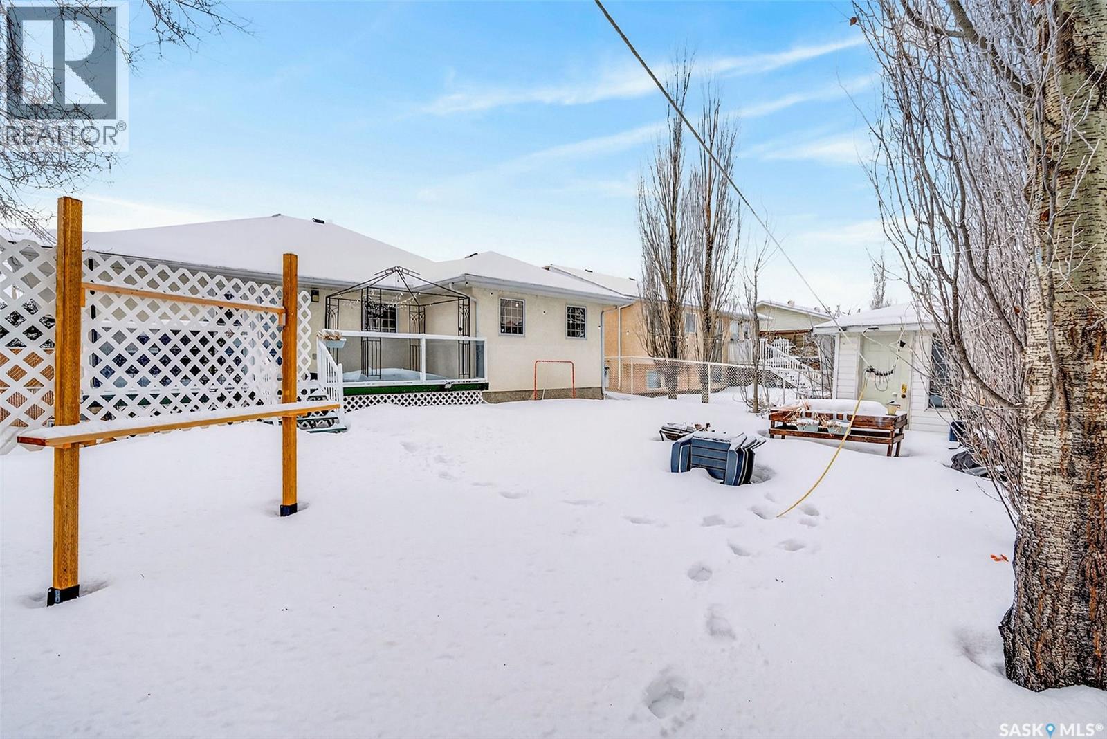 1720 Olive Diefenbaker Drive, Prince Albert, Saskatchewan  S6X 1B6 - Photo 44 - SK028295