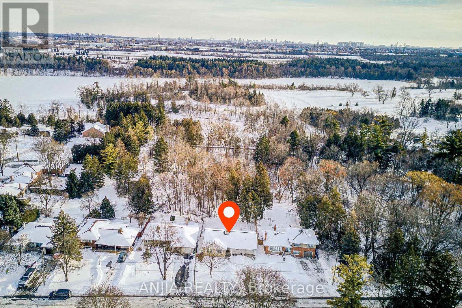 11 Drakefield Road, Markham, Ontario  L3P 1G6 - Photo 5 - N12775106