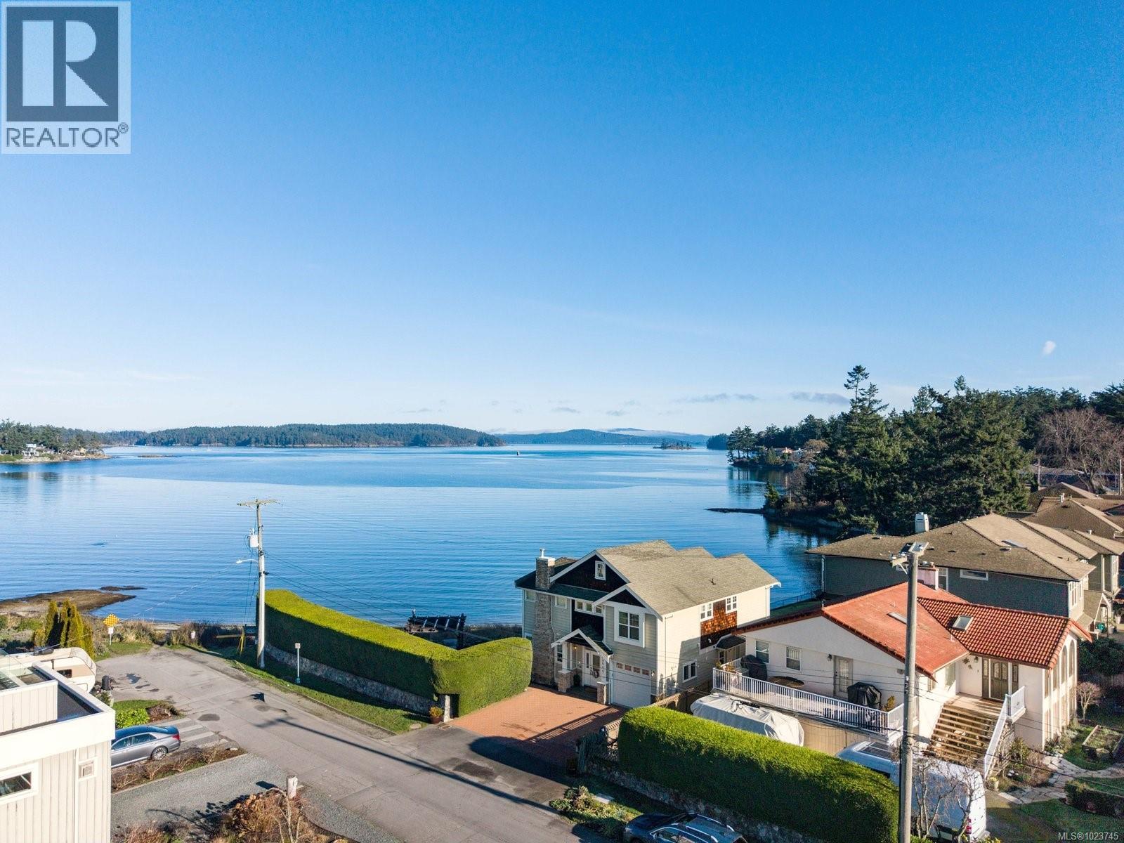 10239 Fifth St, Sidney, British Columbia  V8L 2Y4 - Photo 30 - 1023745