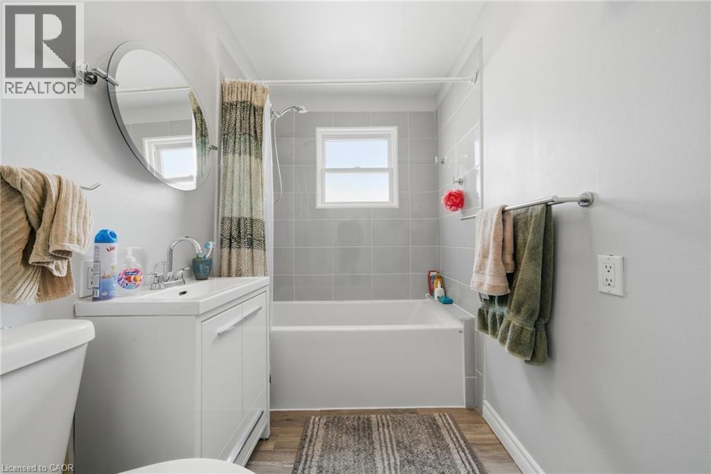 14 Newlands Avenue, Hamilton, Ontario  L8H 2T5 - Photo 16 - 40804603