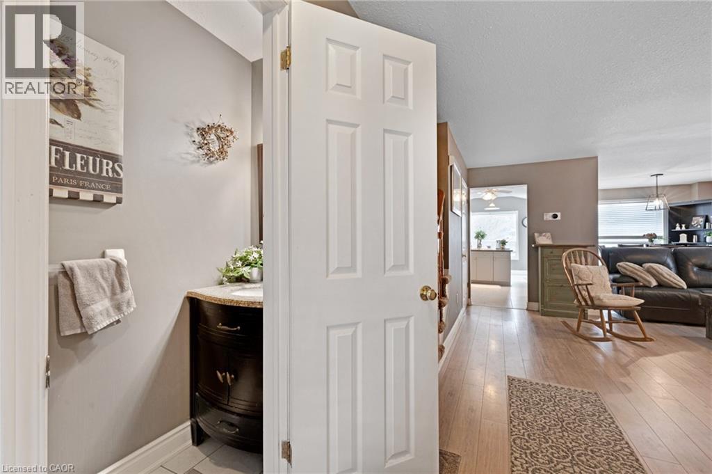 84 Wood Grove Crescent, Cambridge, Ontario  N1T 1Z8 - Photo 16 - 40804541