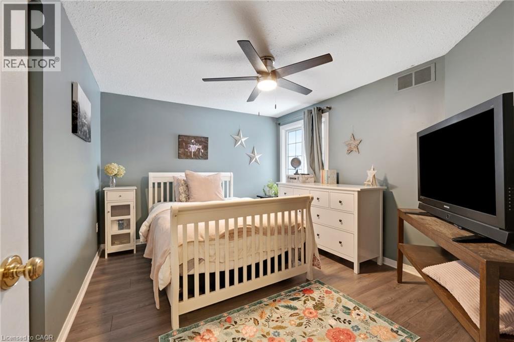 84 Wood Grove Crescent, Cambridge, Ontario  N1T 1Z8 - Photo 35 - 40804541