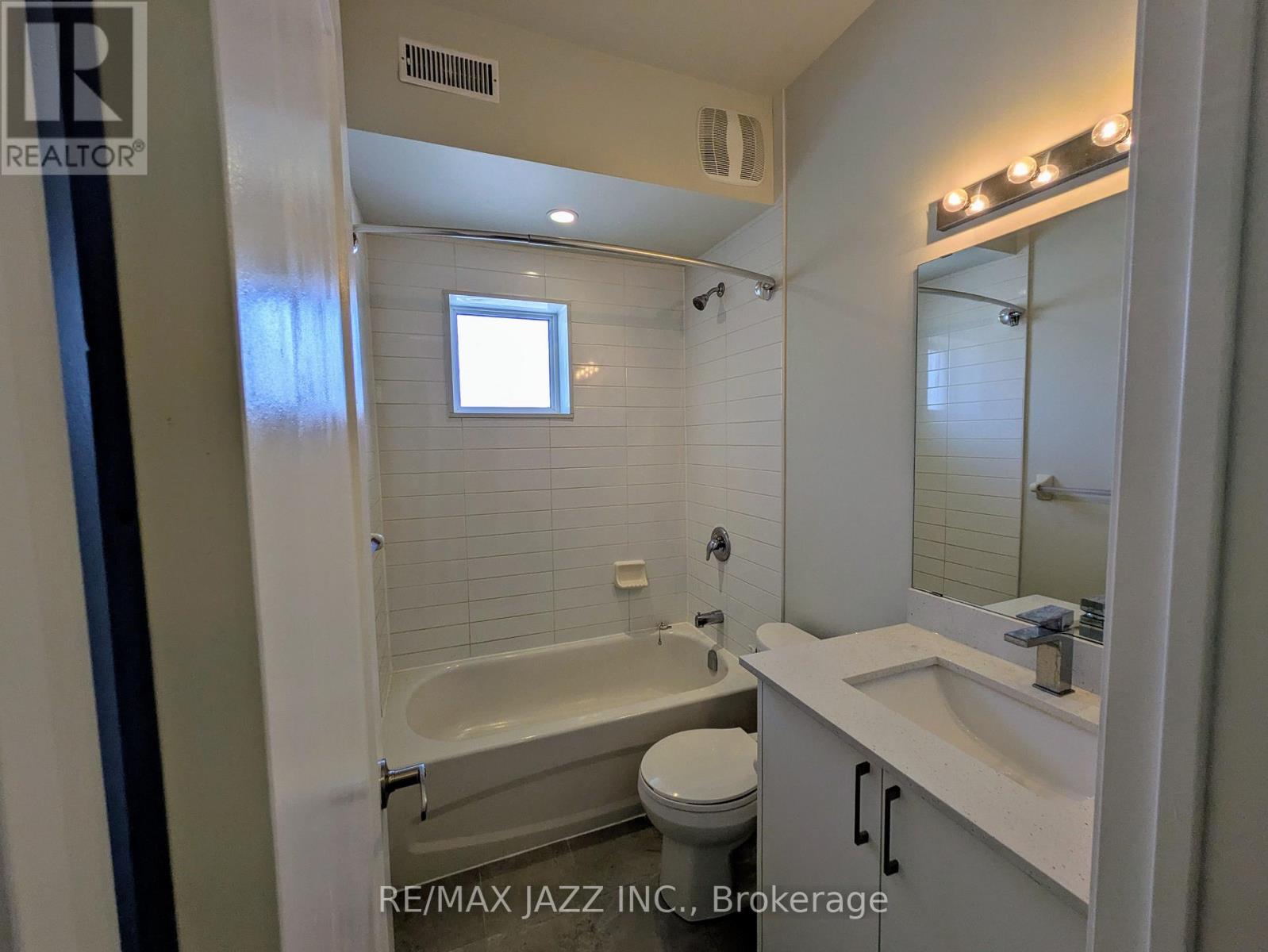 201 - 750 King Street E, Oshawa (Eastdale), Ontario  L1H 1G9 - Photo 15 - E12780796