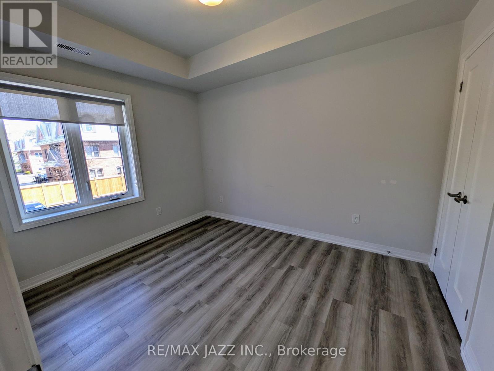 201 - 750 King Street E, Oshawa (Eastdale), Ontario  L1H 1G9 - Photo 17 - E12780796