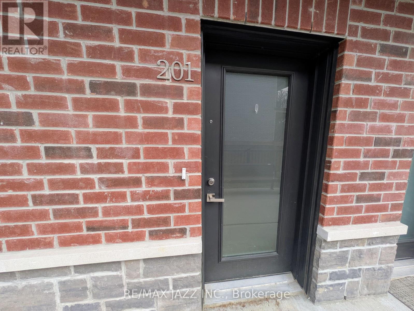 201 - 750 King Street E, Oshawa (Eastdale), Ontario  L1H 1G9 - Photo 4 - E12780796