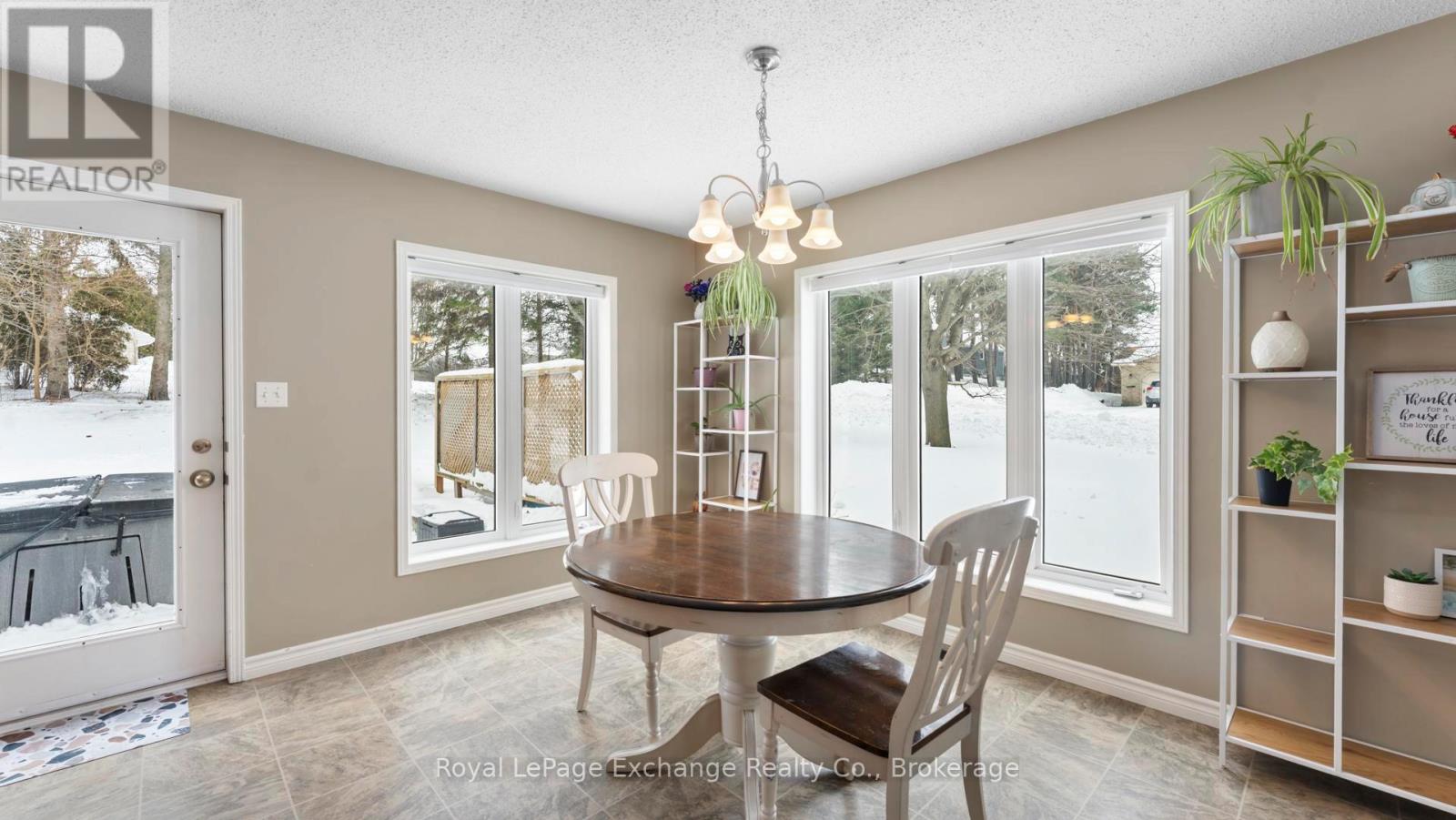 937 Kris Street, Huron-Kinloss, Ontario  N2Z 0C3 - Photo 11 - X12780890