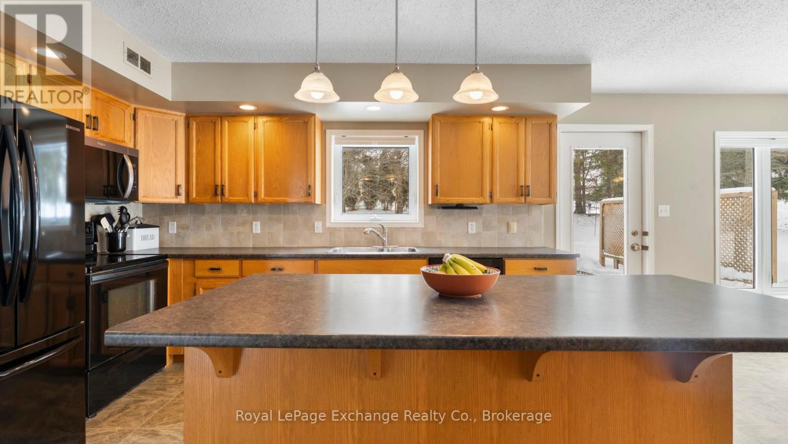 937 Kris Street, Huron-Kinloss, Ontario  N2Z 0C3 - Photo 6 - X12780890