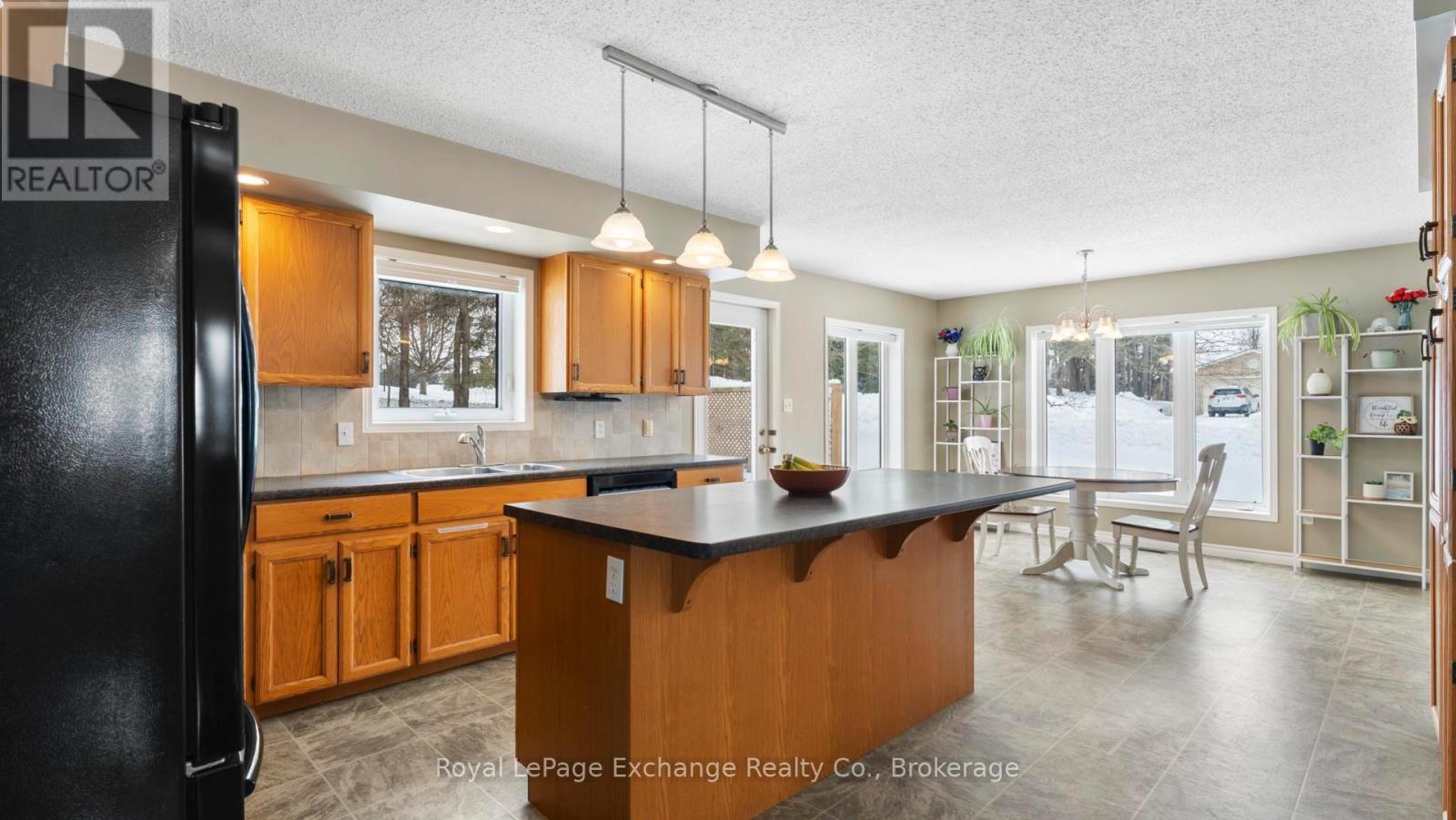 937 Kris Street, Huron-Kinloss, Ontario  N2Z 0C3 - Photo 7 - X12780890