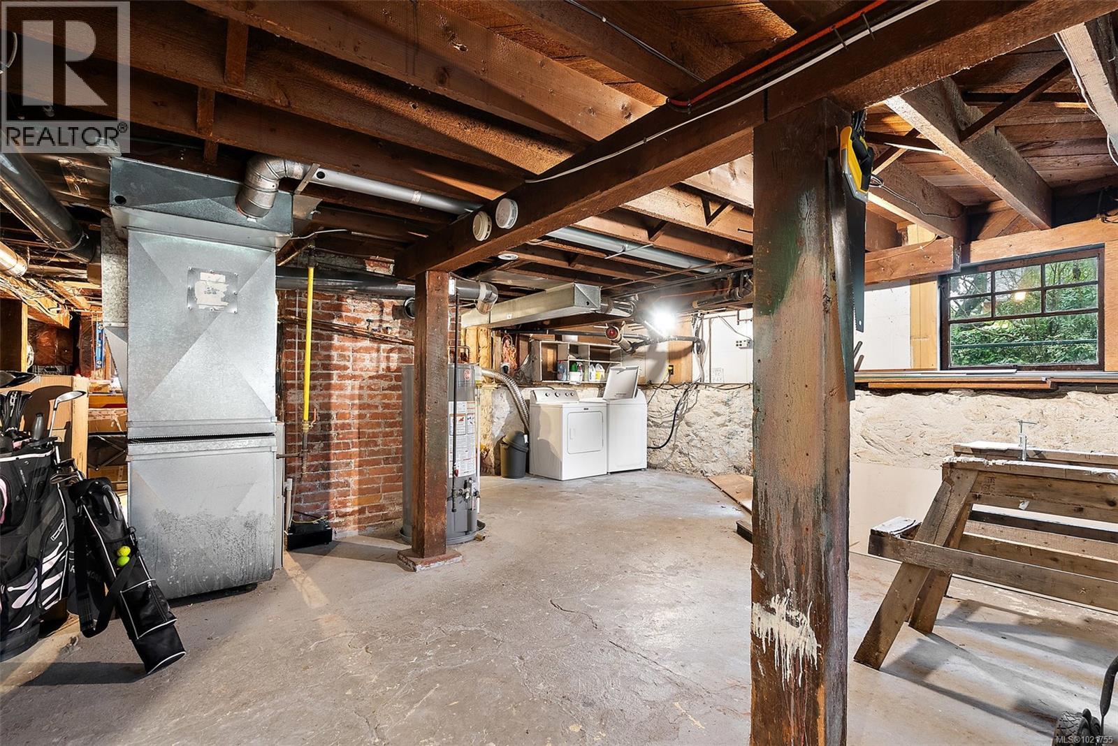 132 Government St S, Victoria, British Columbia  V8V 2K7 - Photo 33 - 1021755